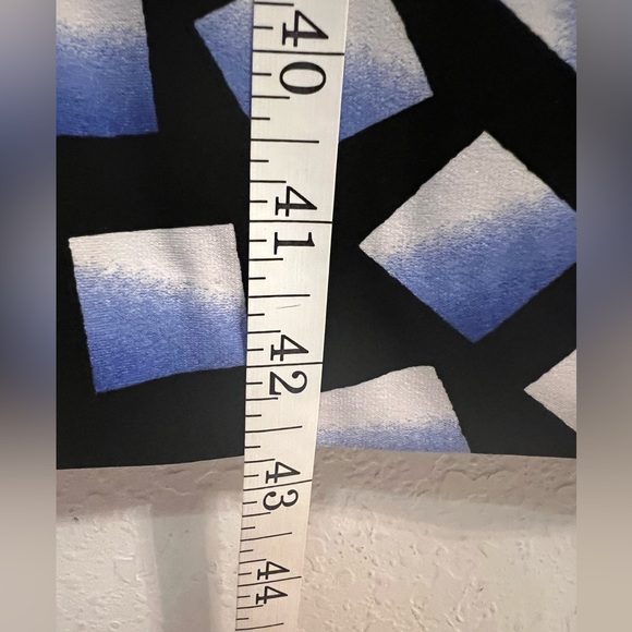 🌻WHBM Elegant Ombré Cube Design Dress - Picture 15 of 16